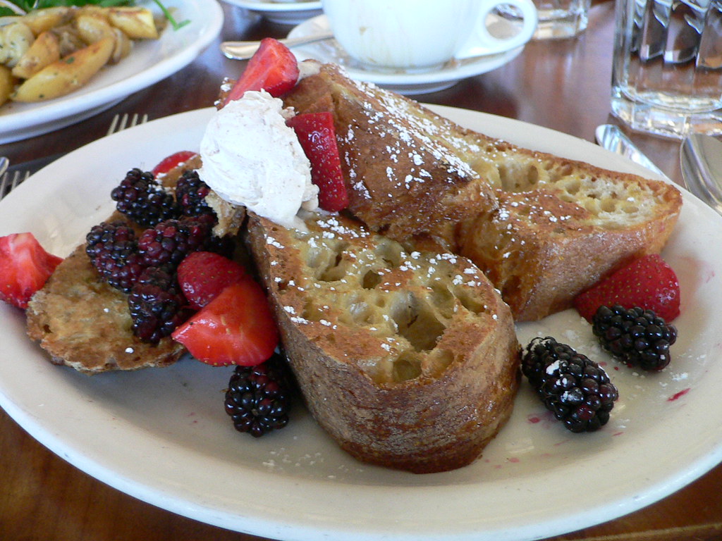 Mascarpone cheese on french toast with berries